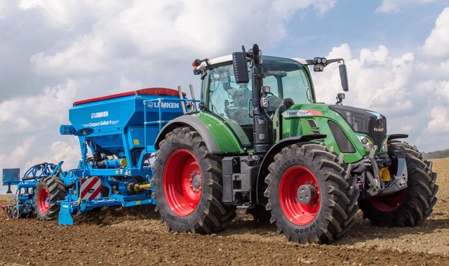 fendt 700 s lemken sijačicom1